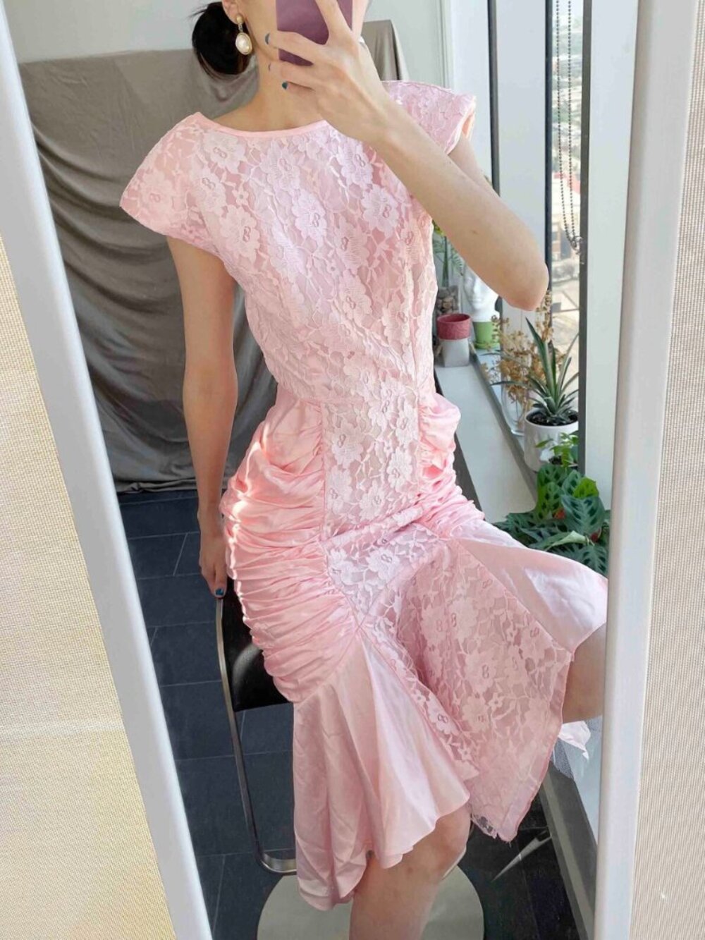 80s Vintage Pink Lace Satin Wedding Dress: Tulip Silhouette, Size S-M